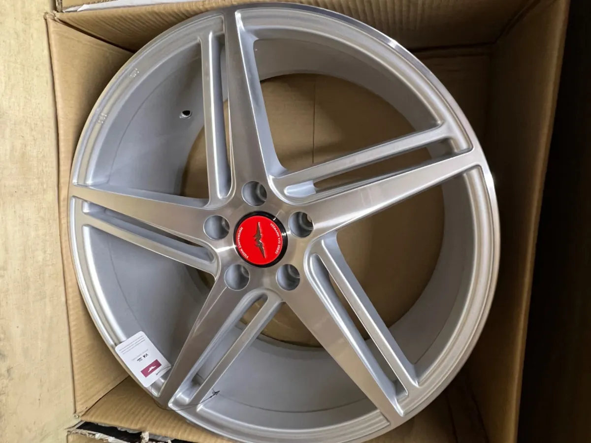19” Veemann Vfs31 8.5 all round 5x112