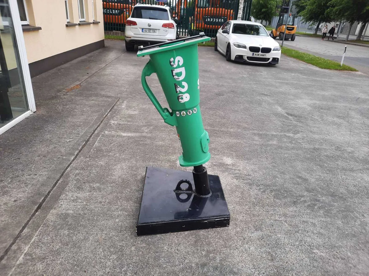 New Montabert SD28 Rock breaker - Image 2