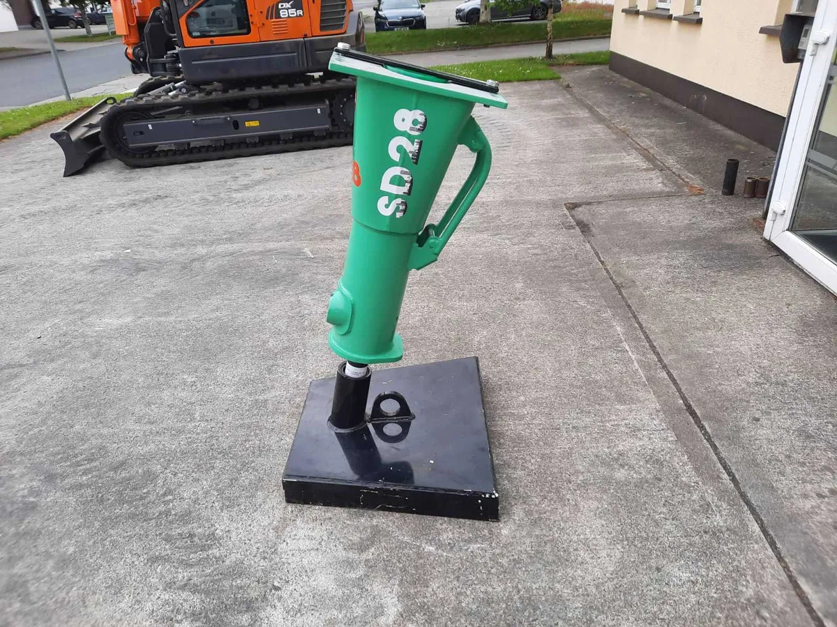 New Montabert SD28 Rock breaker - Image 4