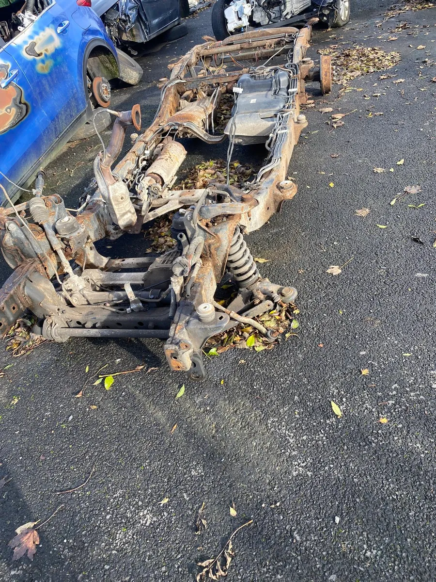 2014 Nissan navara - Image 3