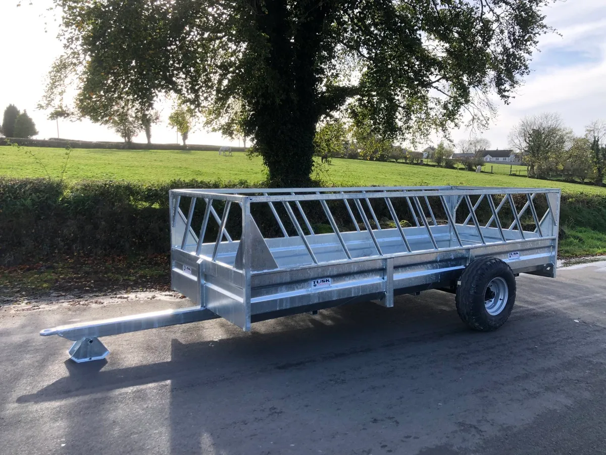 Tusk Feed trailer - Image 2