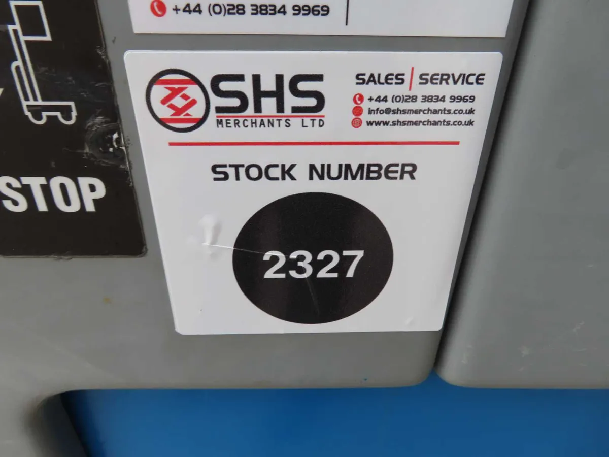 Genie GR15 Mast Lift Access Platform SN2327 - Image 2