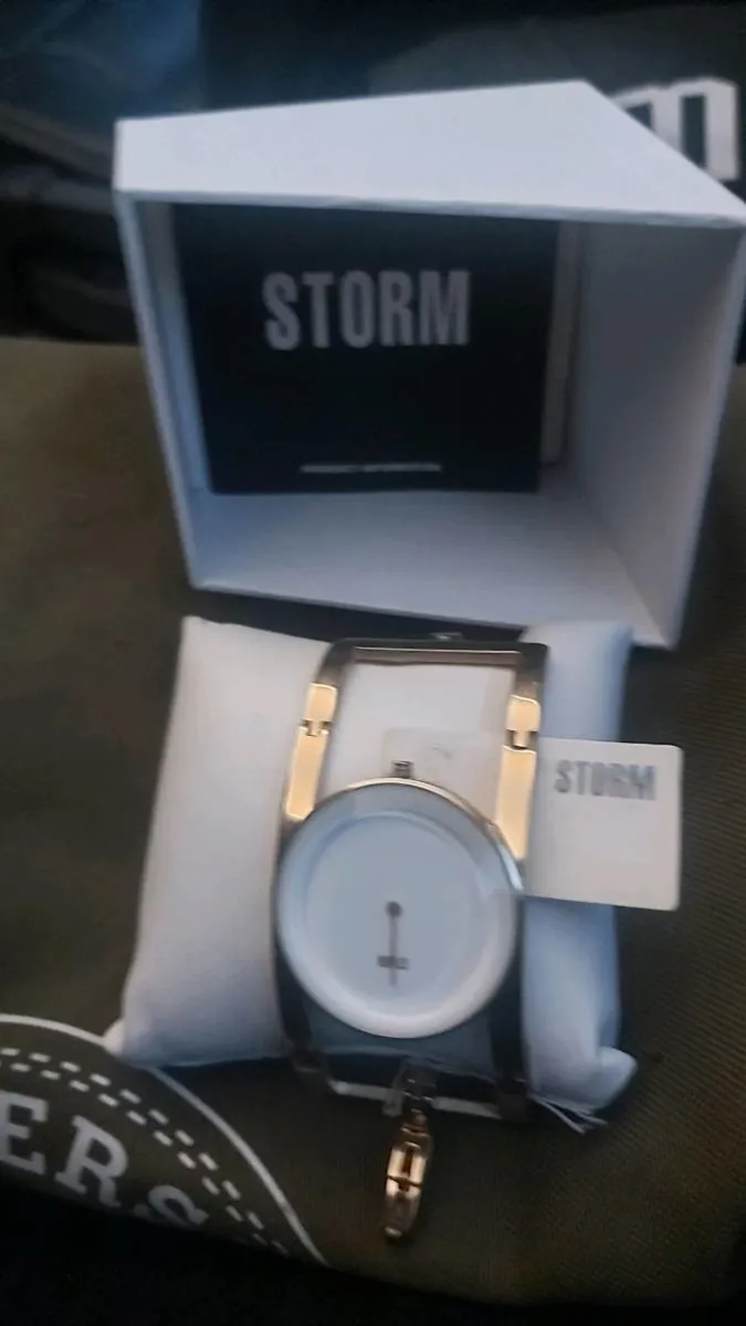 Brand new STORM AMIAH GOLD Watch - Image 1