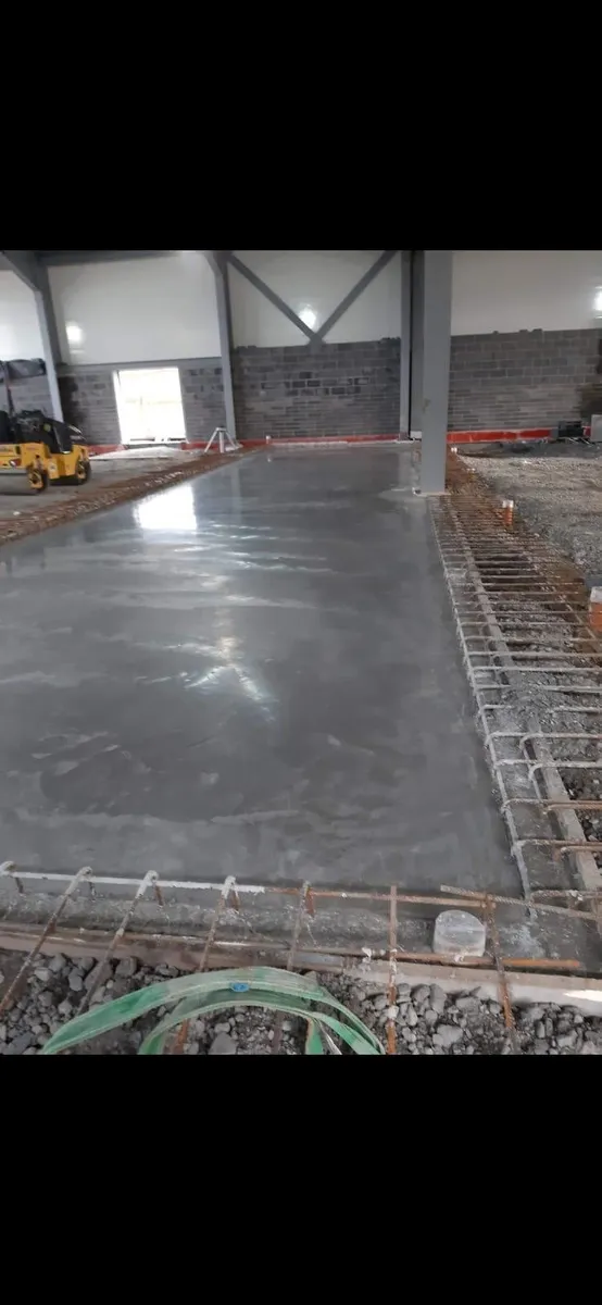 Concrete driveways-, floors,- yards- footpaths ect - Image 4