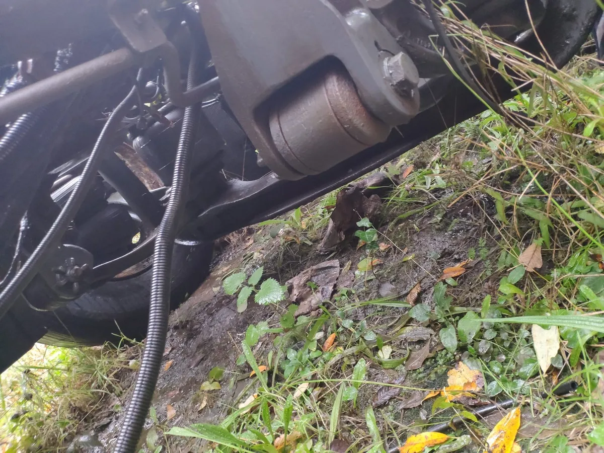 Lifting axles for sale - Image 2