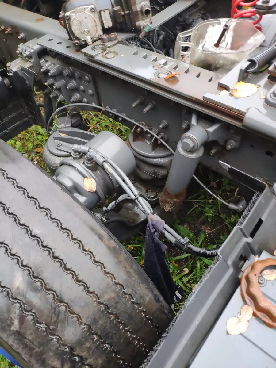 Lifting axles for sale - Image 3