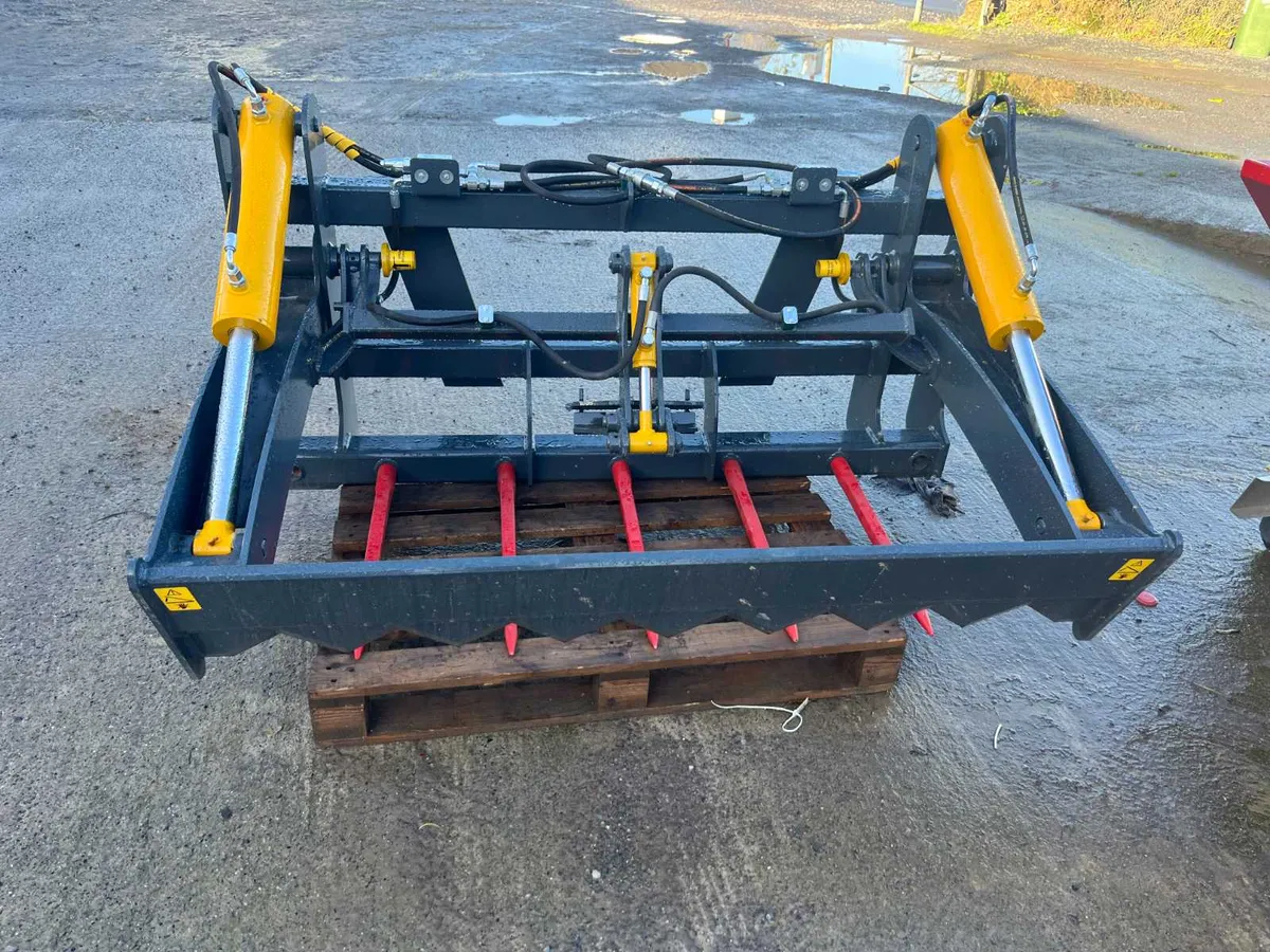 Rohan Bale Sheers - Image 1