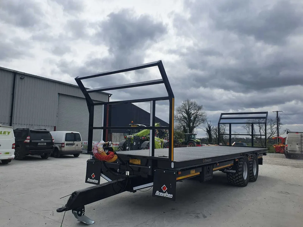 BROUGHAN 24FT BALE TRAILER IN STOCK - Image 2