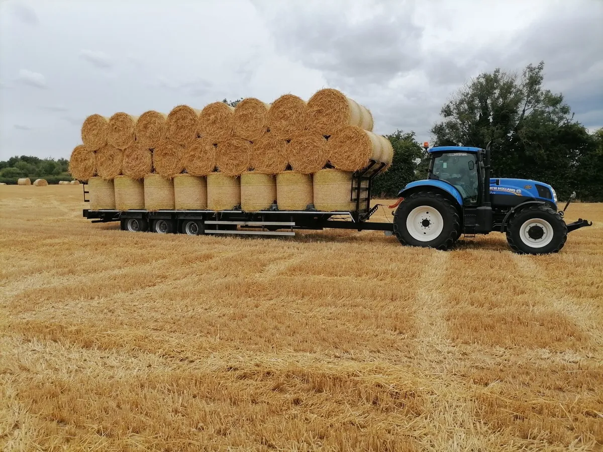 36 ft  bale trailer - Image 1