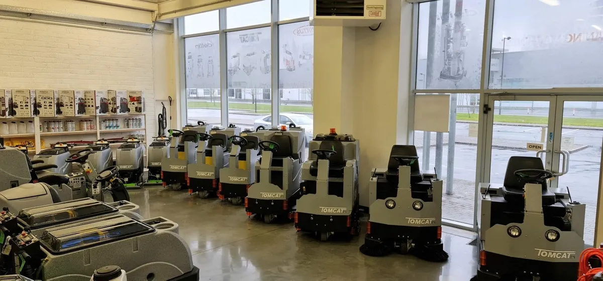 Cleaning machines - floor cleaning equipment - Image 4