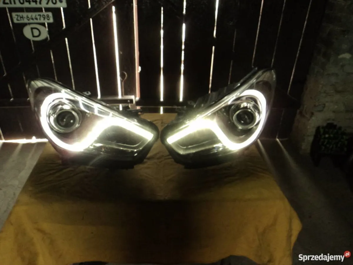 Hyundai i40 headlights headlamps led fix kia ceed - Image 1
