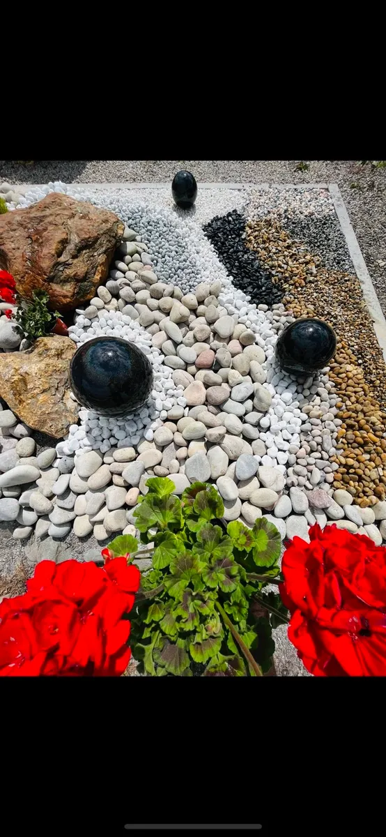 Decorative boulders plum slate cobbles pebbles - Image 2