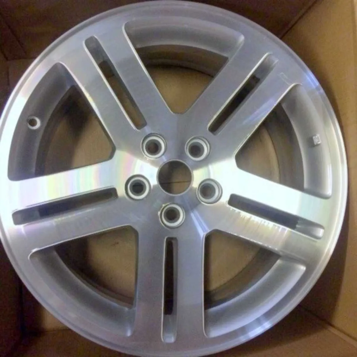 CHRYSLER 18" Original Alloy Wheels (Refurbished Fu - Image 2