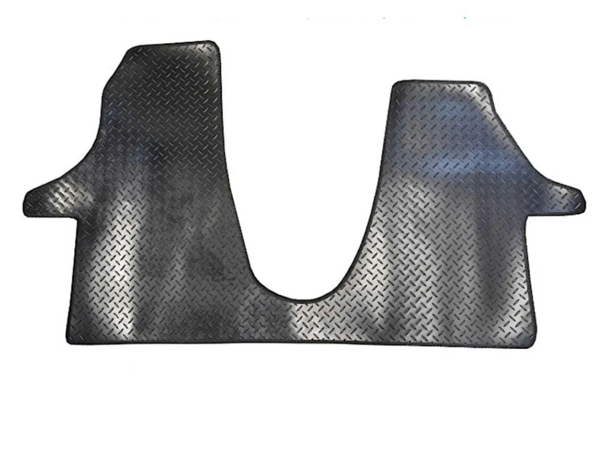 VW TRANSPORTER T6.1  1PC FRONT RUBBER FLOOR - Image 2