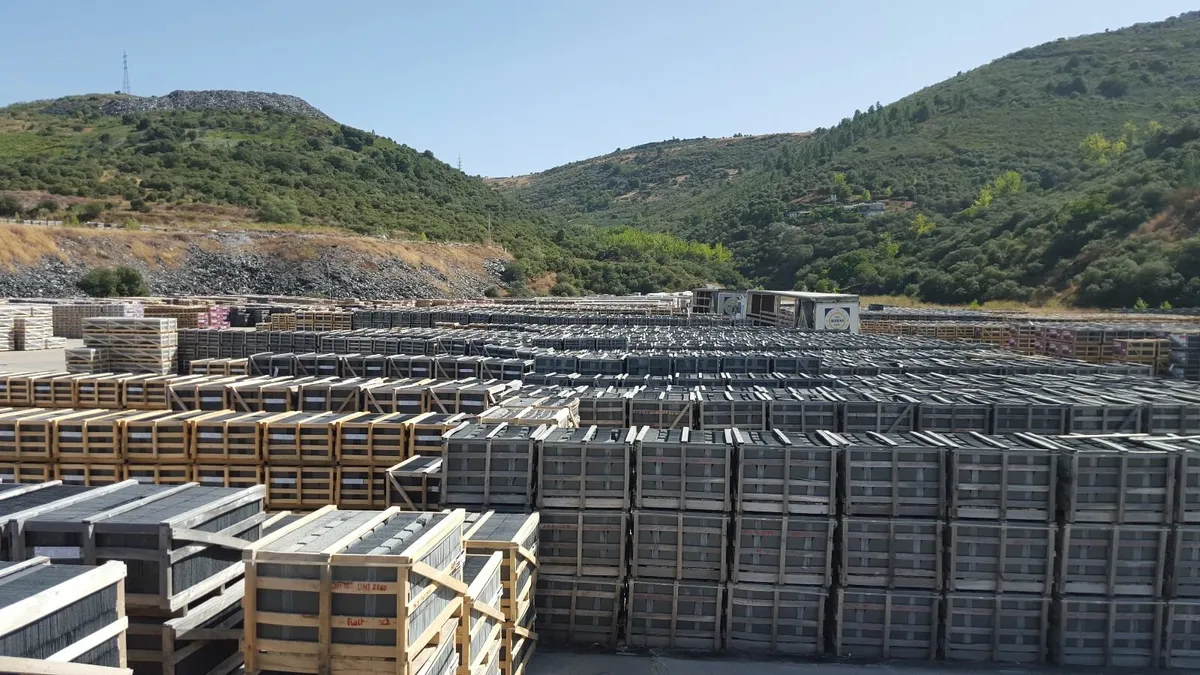 Spanish Slates - Image 2