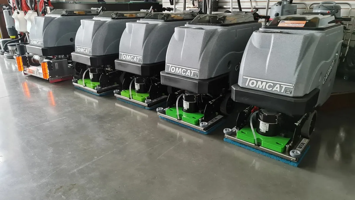 Tomcat scrubber dryers made in USA - Image 3