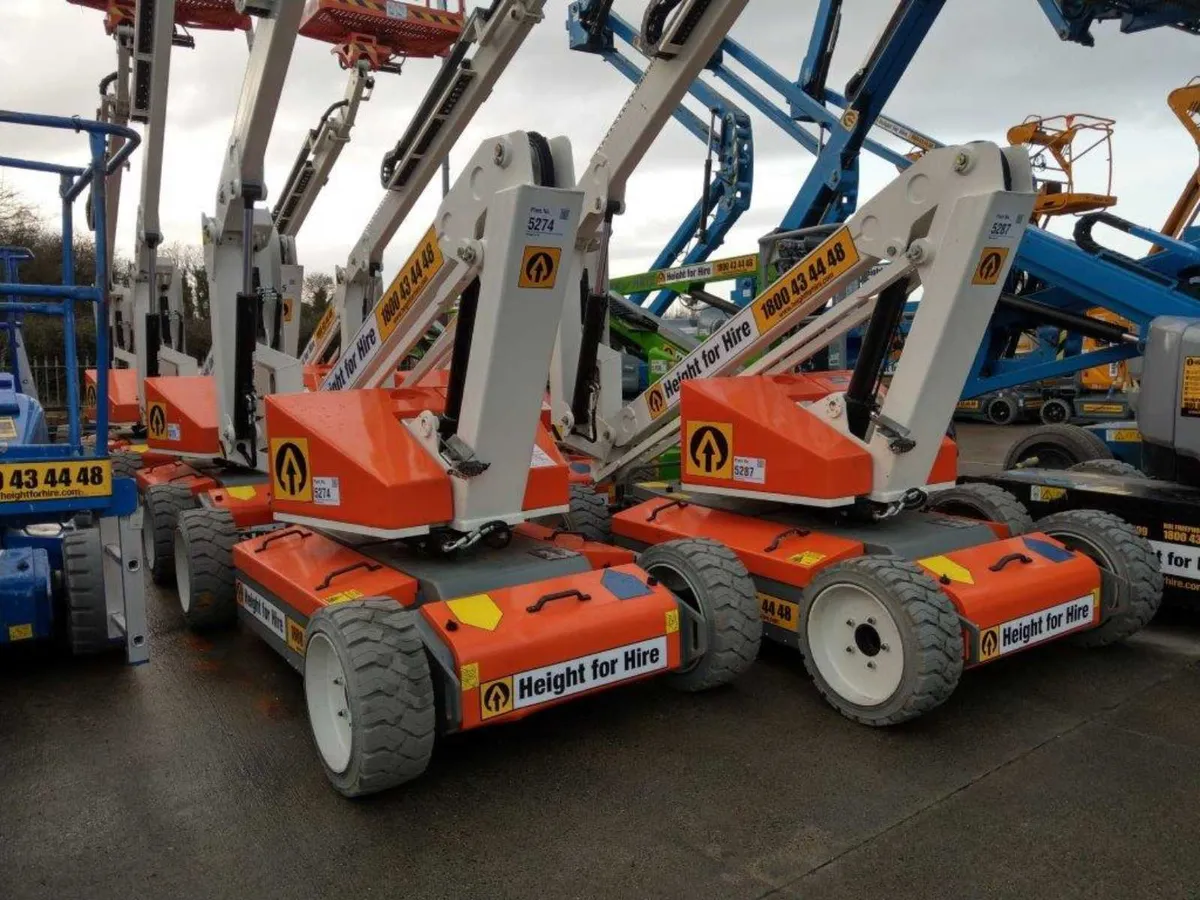 Snorkel A38 E - 13 m Battery Boom - Image 3