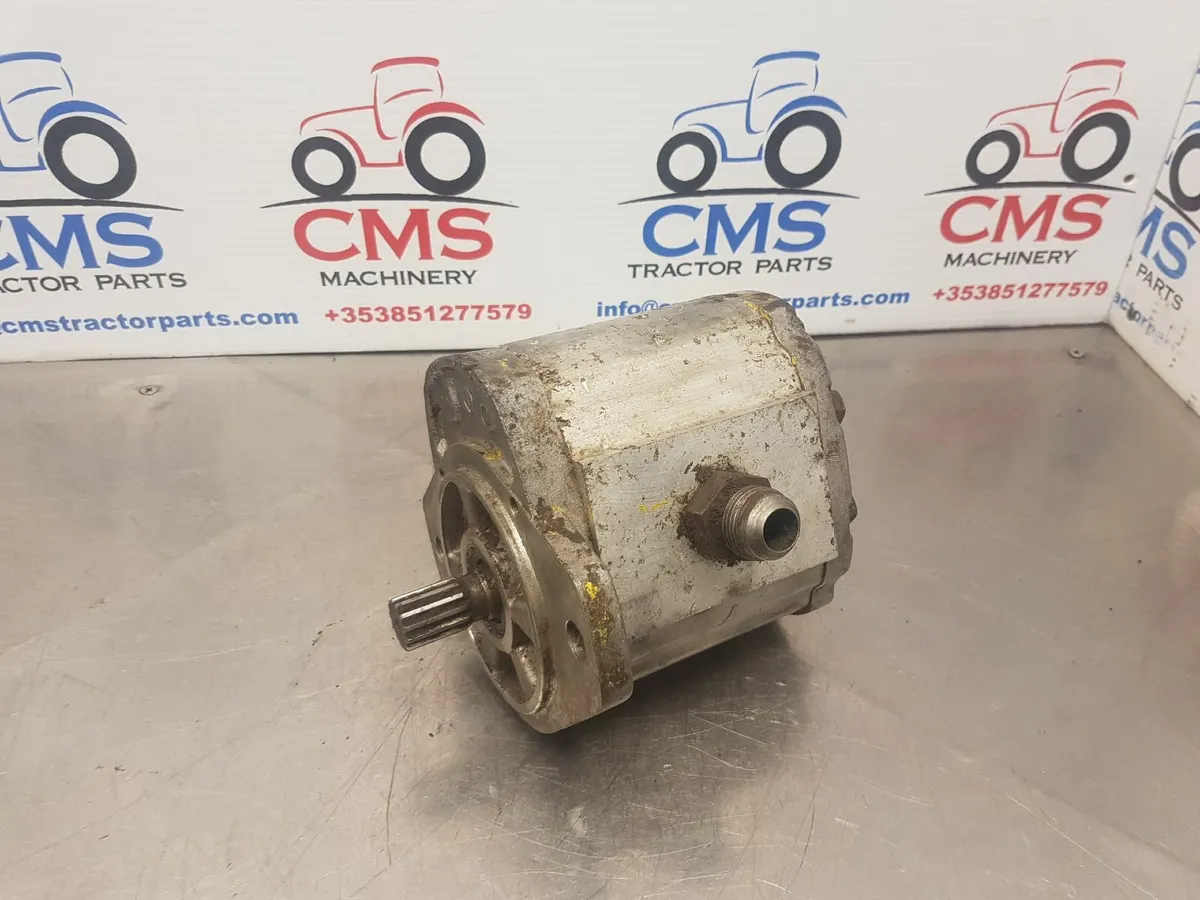 New and Used Hydraulic Pumps  to suit tractor and Plant - Image 1