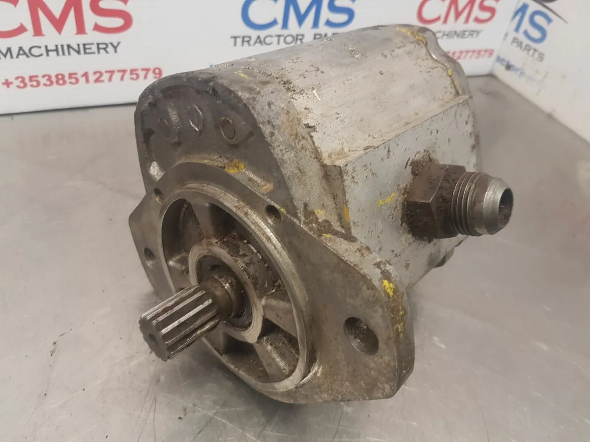 New and Used Hydraulic Pumps  to suit tractor and Plant - Image 2