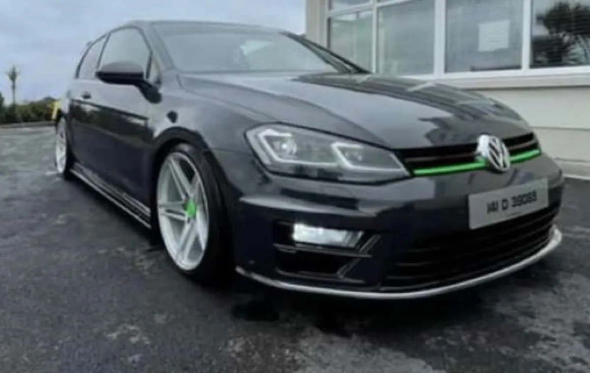 Vw jetta gli front bumpers