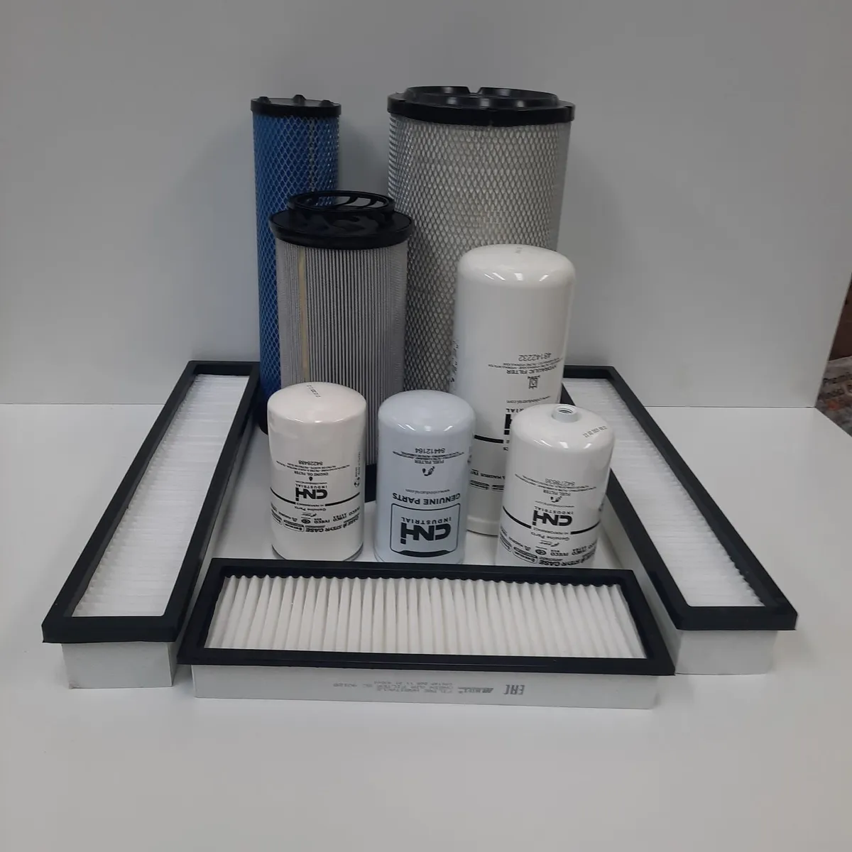 New Holland Filter Kits - Image 1