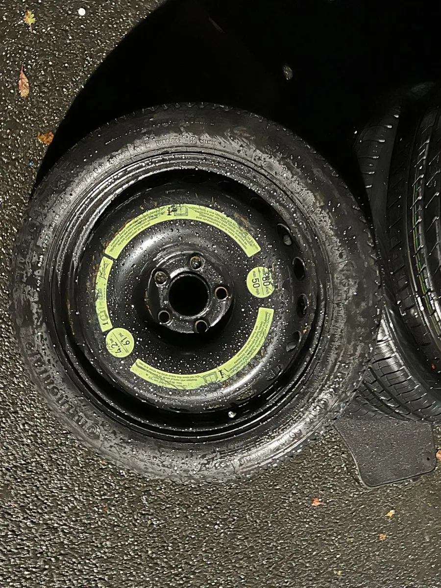 Space saver Mercedes’ 5x112