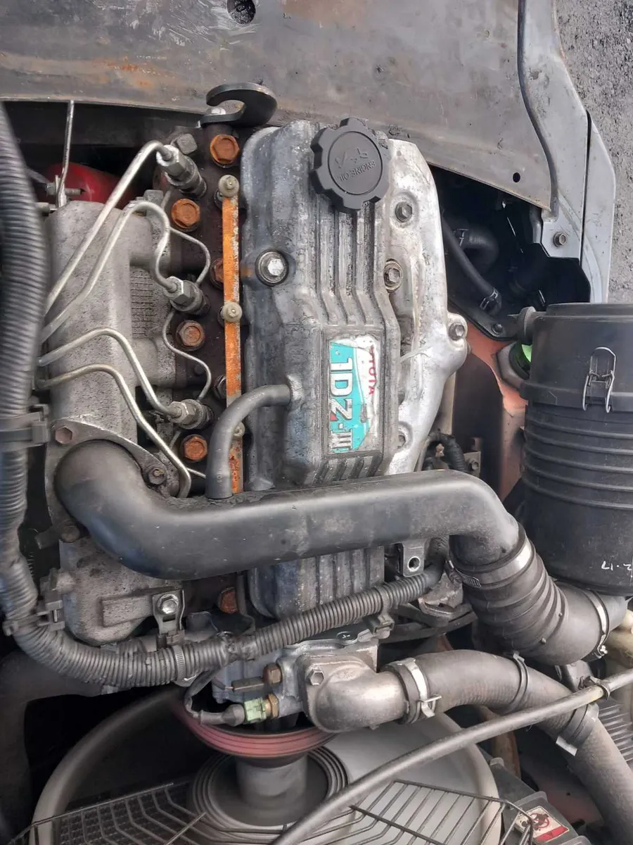 Toyota diesel forklifts - Image 3