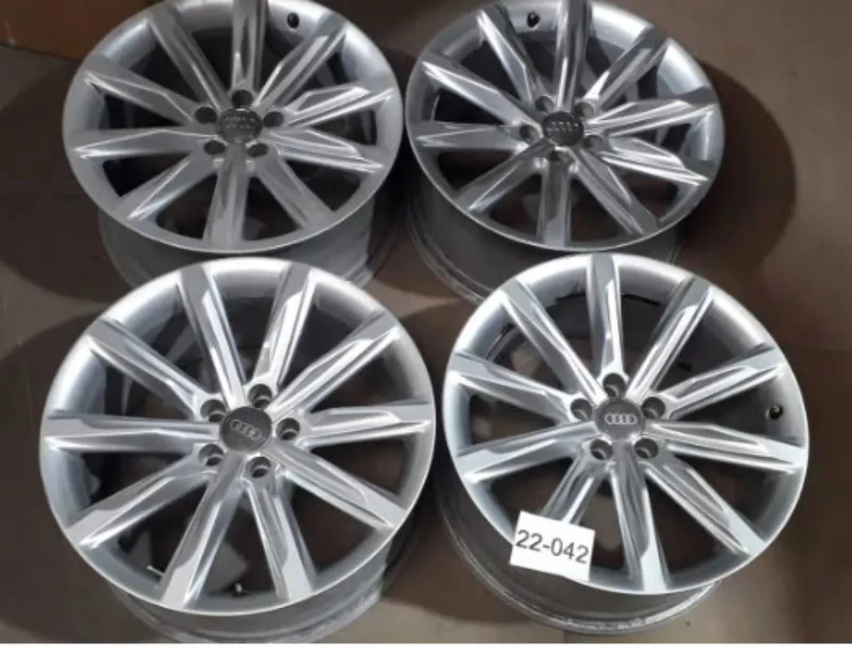 Audi Original 19 inch Alloy Wheels - Image 2