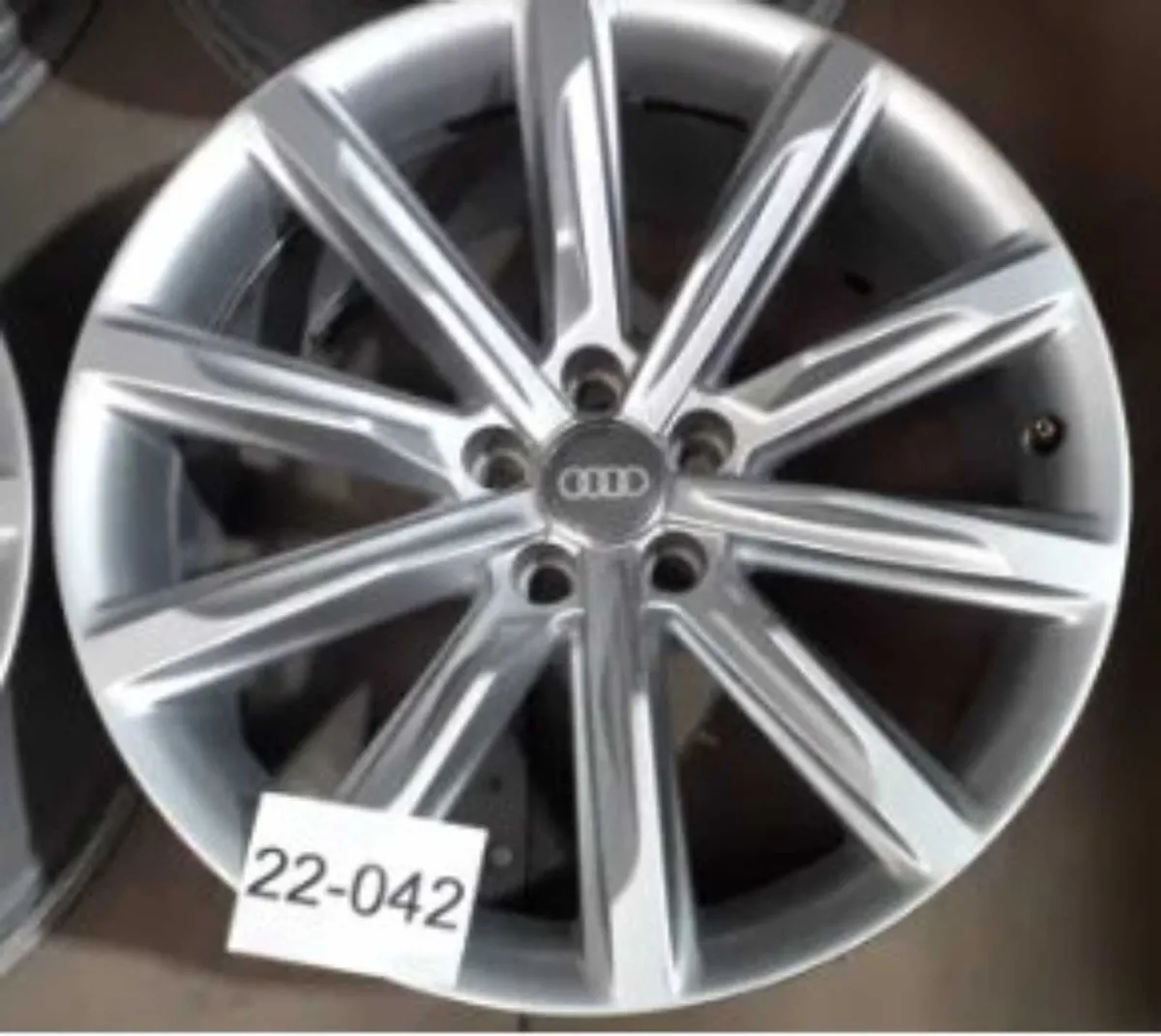 Audi Original 19 inch Alloy Wheels - Image 3
