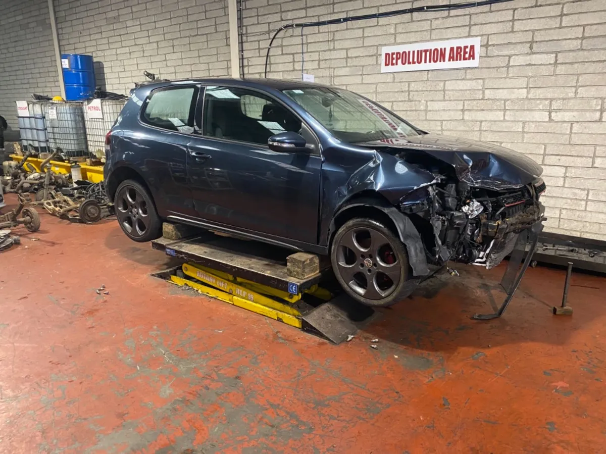 2010 VW GOLF GTI BREAKING - Image 1