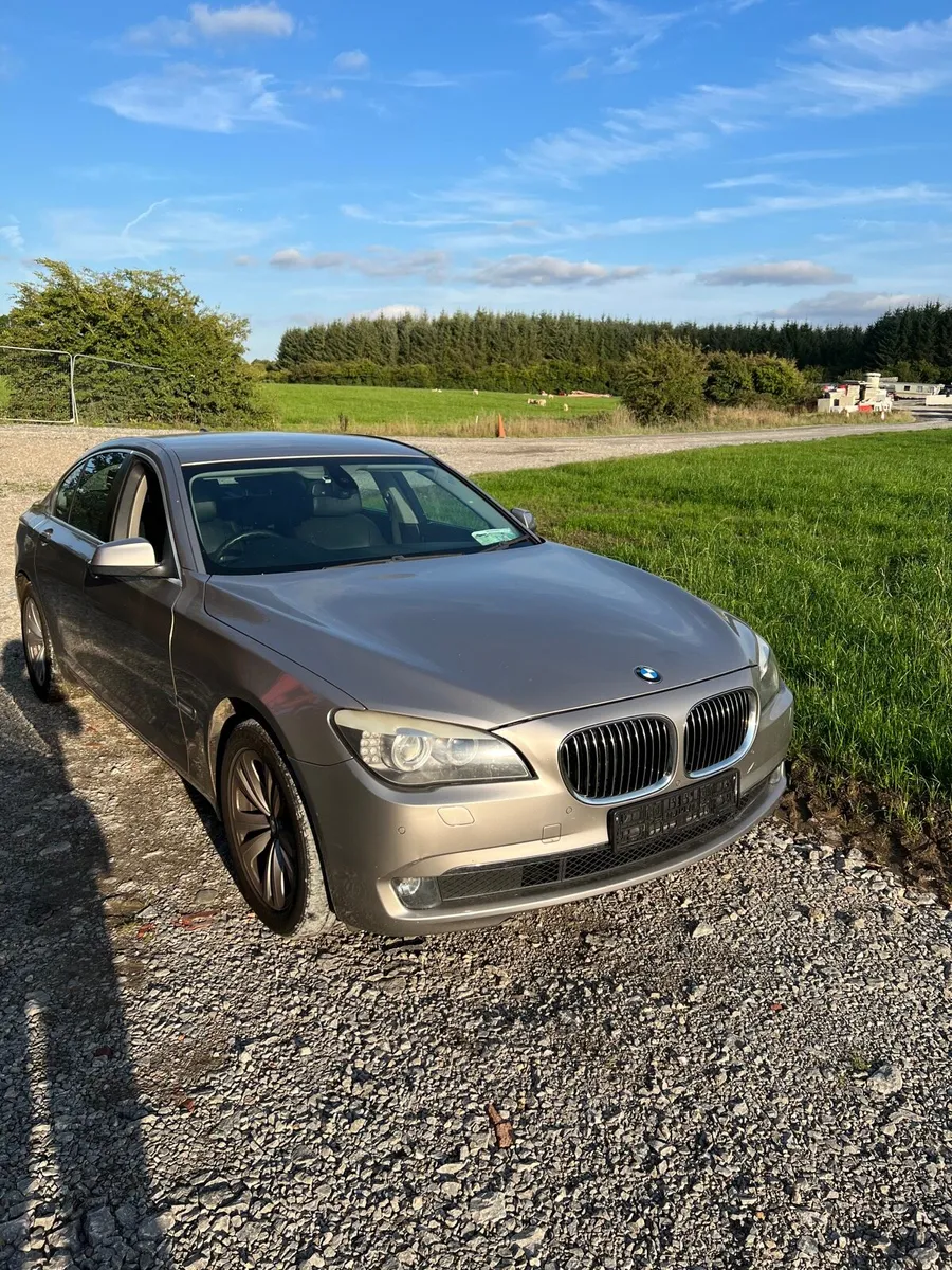 Breaking bmw f01 730d  a72/7 kaschmirsilber metta - Image 1