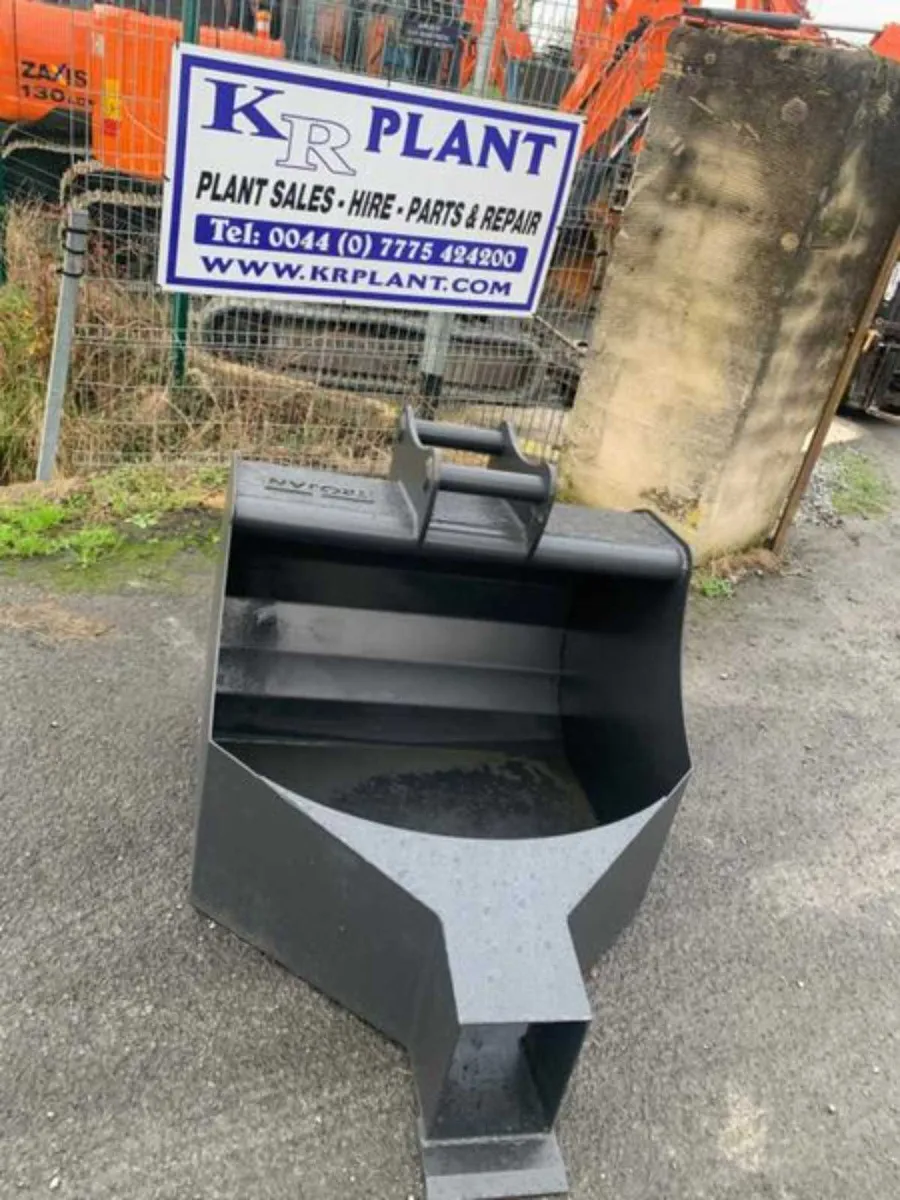 NEW Trojan 13ton concrete pouring bucket - Image 1