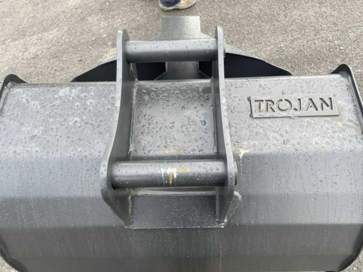 NEW Trojan 13ton concrete pouring bucket - Image 3