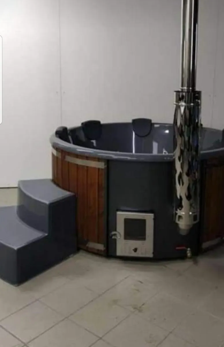 Hot tub - Jacuzzi (spa) 2 or 6 seater - Image 3