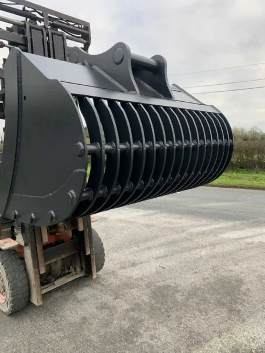 Trojan 20 Ton 5ft HD Riddle bucket - Image 4