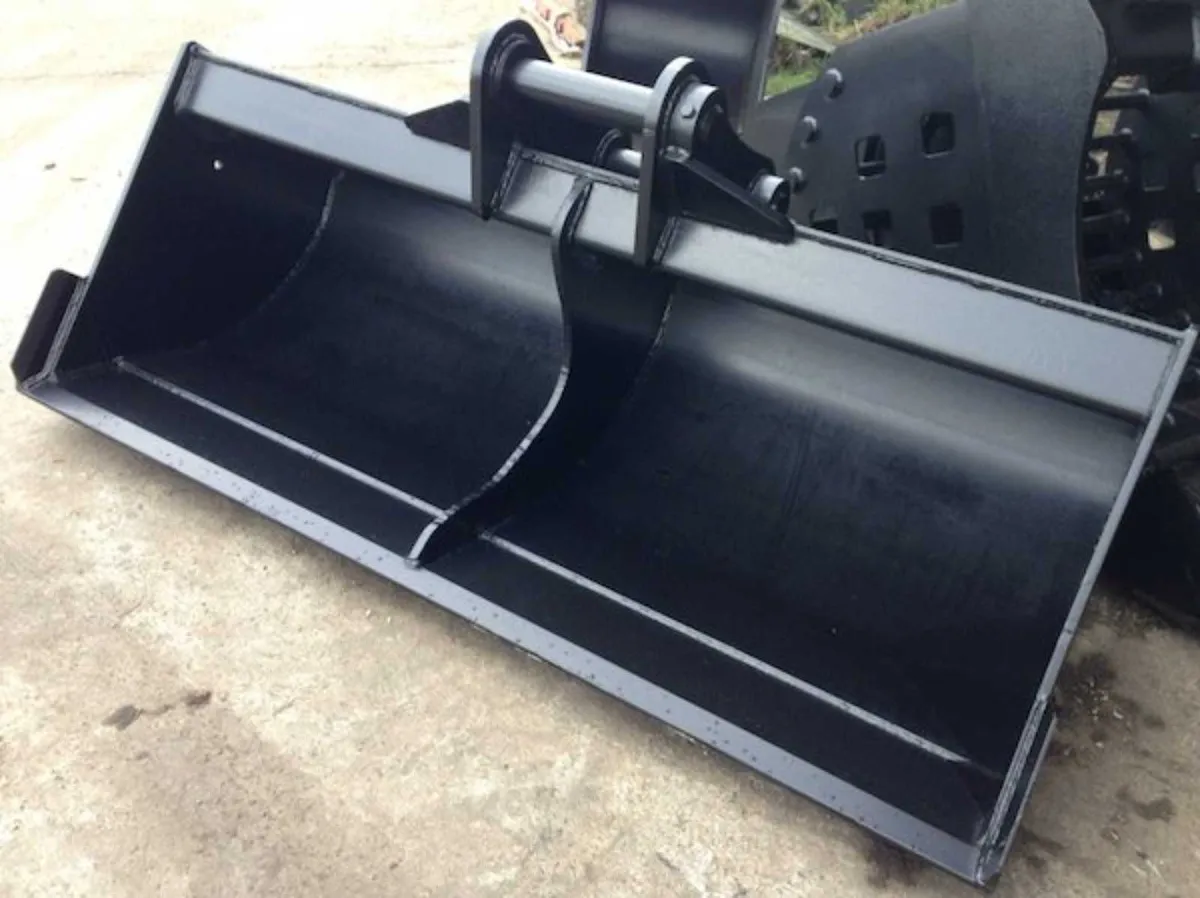 10-14t Sheugh/ Ditching/ Grading Bucket 6ft - Image 3