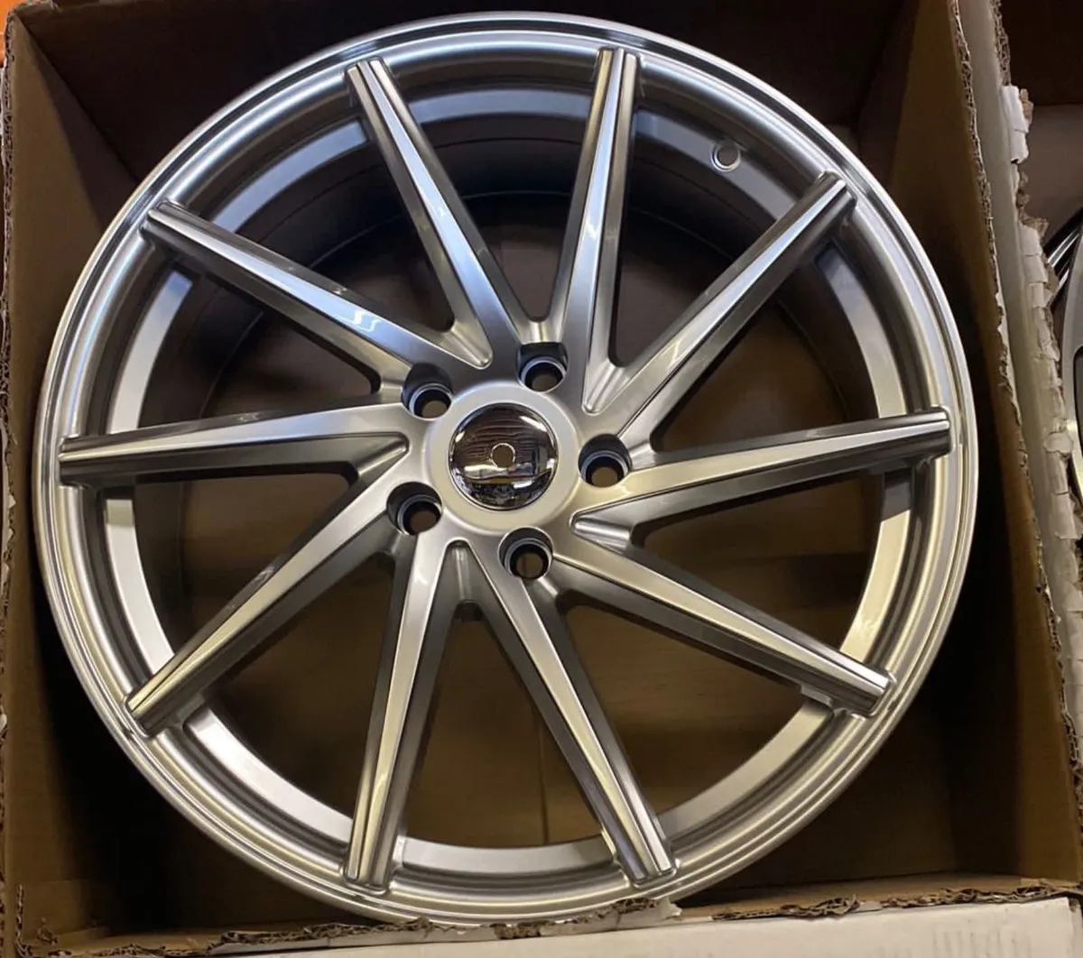 ** fk sale 22 ** 18” 1D alloys & tyres offer