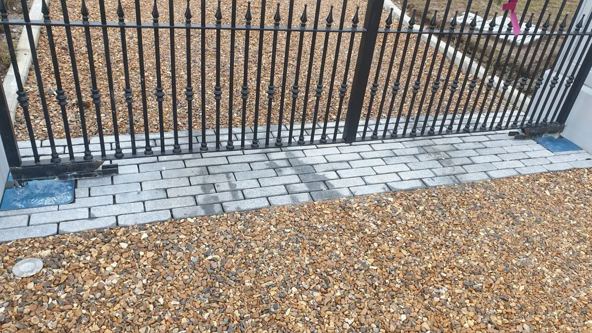 Limestone Bricks - Image 1