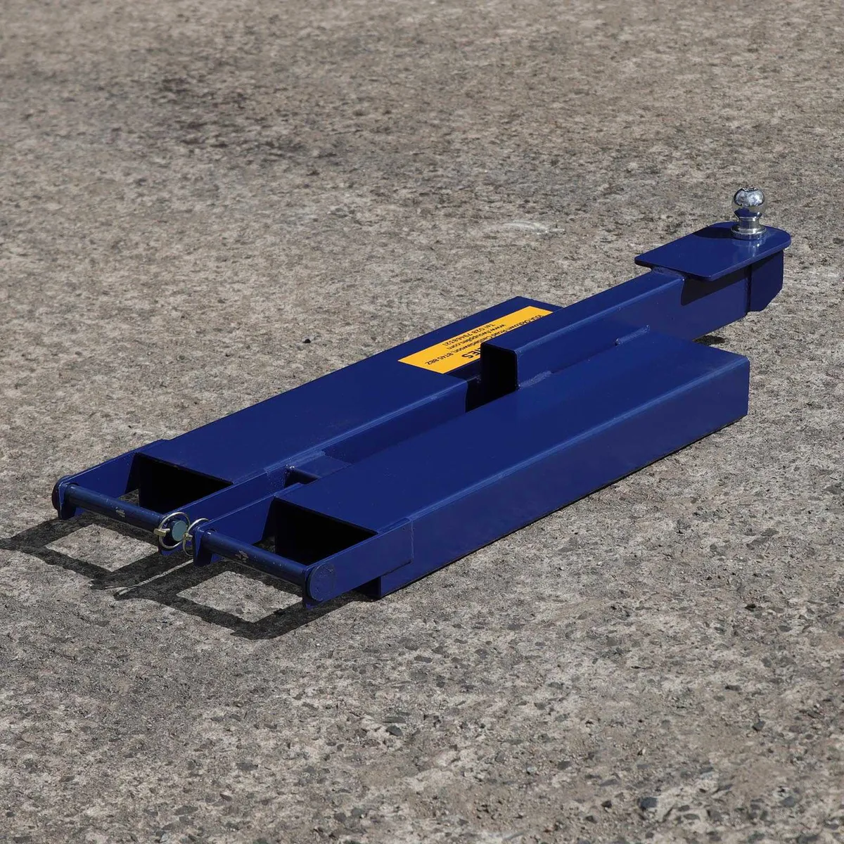 EasyTow Forklift Trailer Tow Ball Hitch Attachment - Image 3