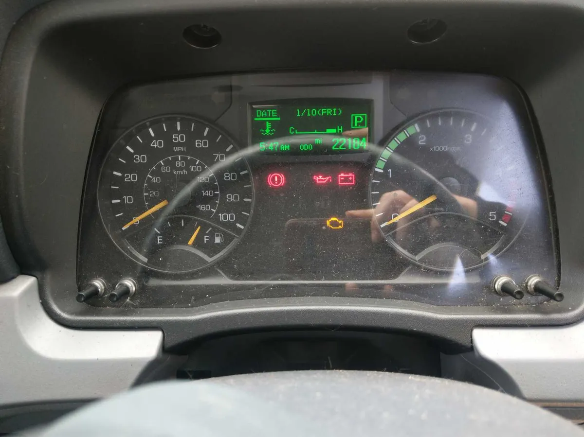 France Elevateur 10 m Self Drive Cherrypicker - Image 4