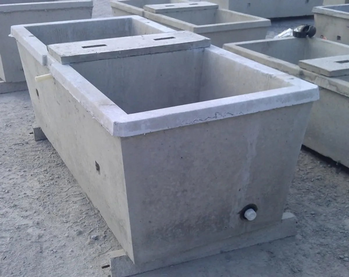 Water Trough - Image 4
