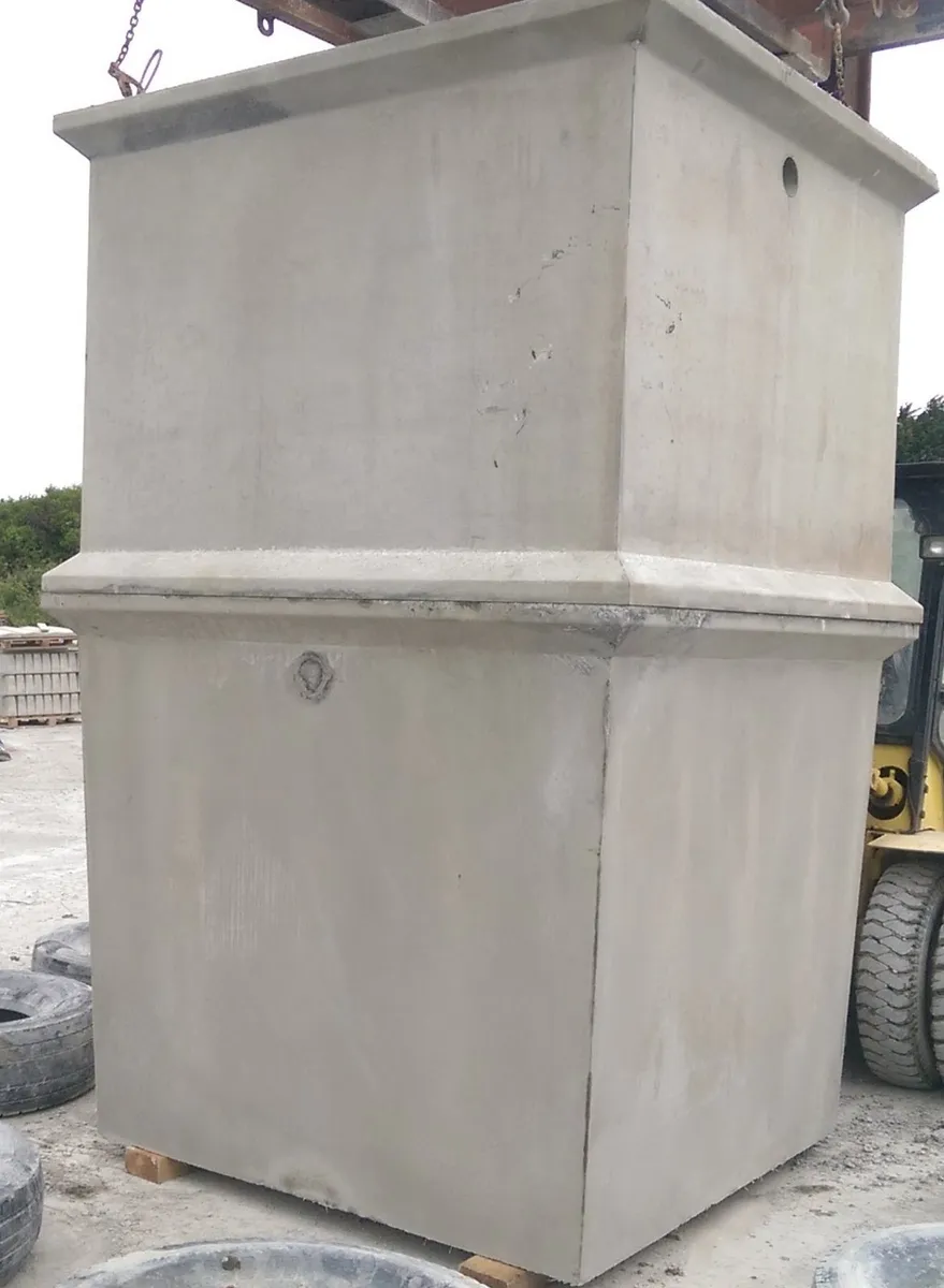 Rainwater Harvesting Tank 1800 Gallon - Image 1