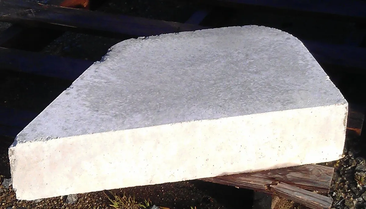 J  Shaped Feeding Barriers For Weanling Calves - Image 4