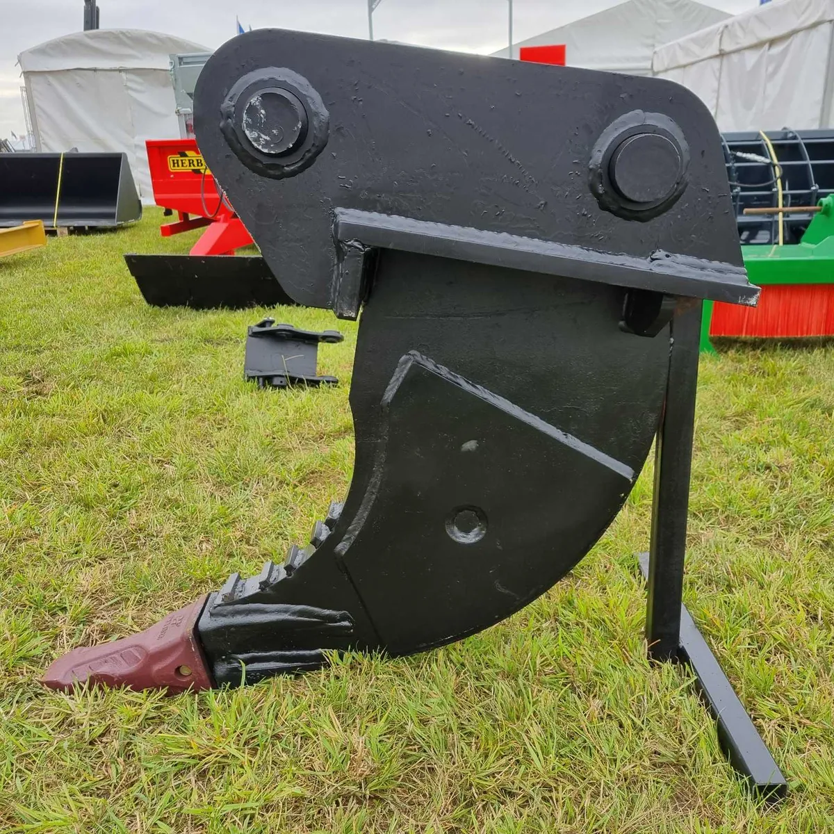 10-15t & 18-25 ton rippers - Image 1