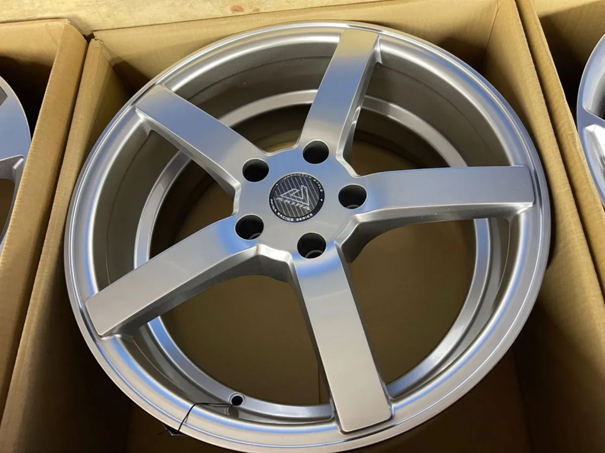 18” 3 series 5x120