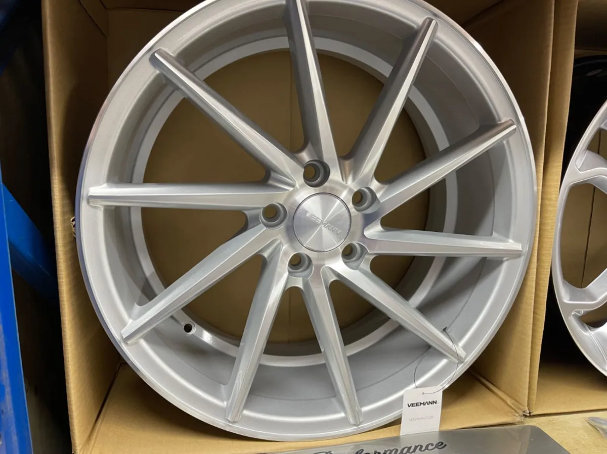 18” veemann 1D 5x112