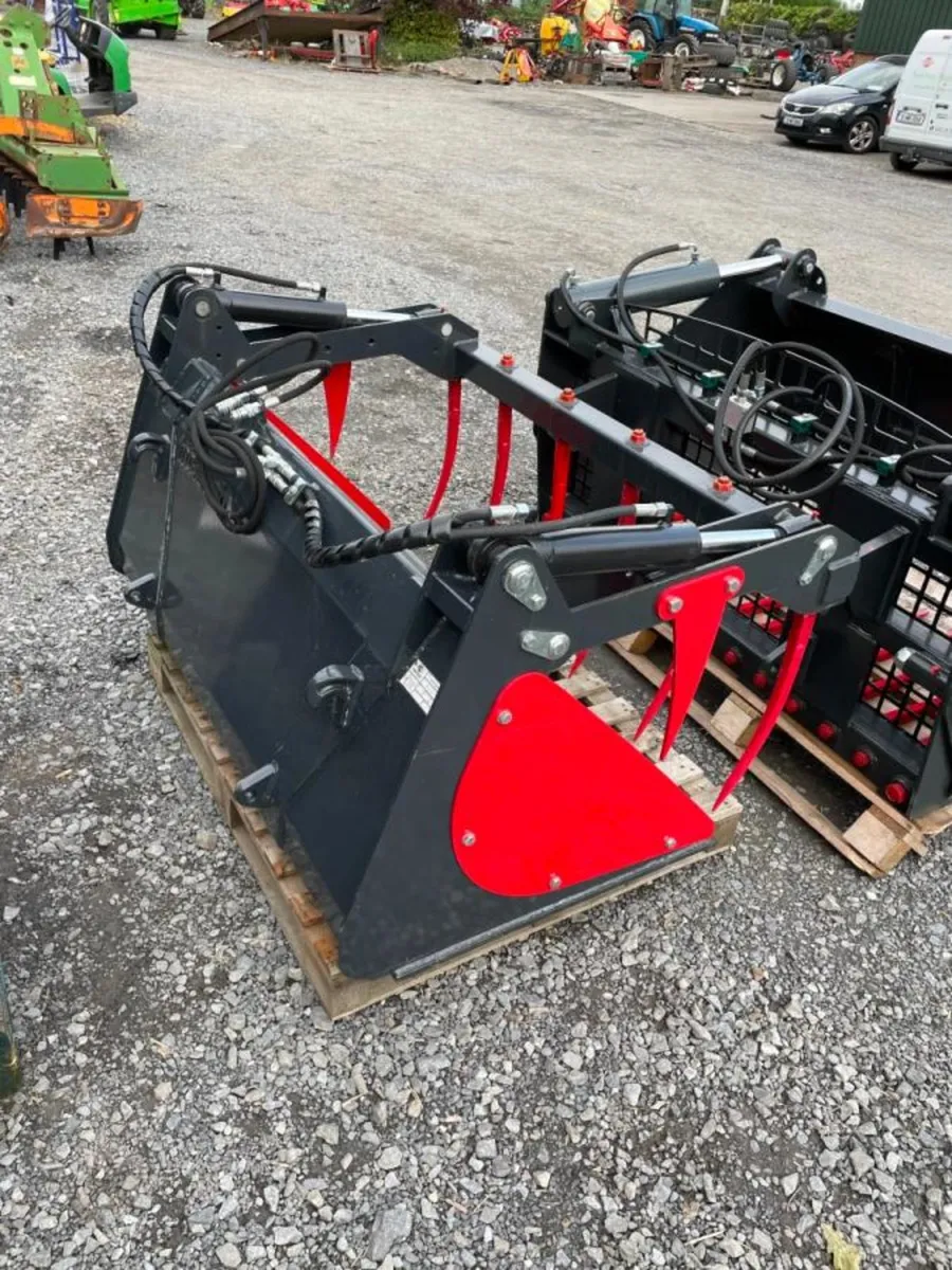 Bucket Grab - Image 2