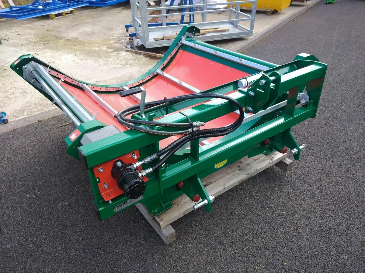 Bale feeder - Image 2