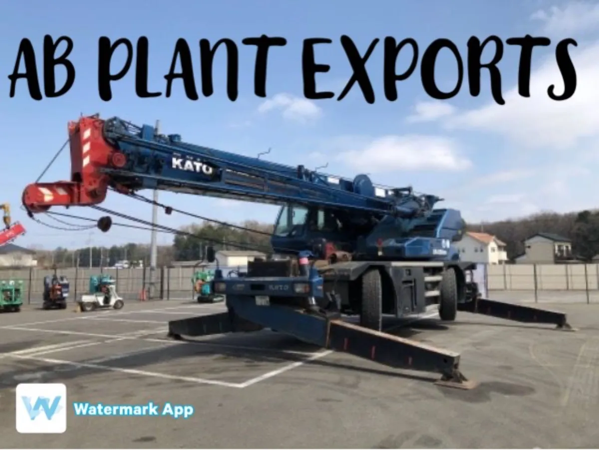 Liebher, grove ppmKato cranes. Exporting worldwide - Image 1