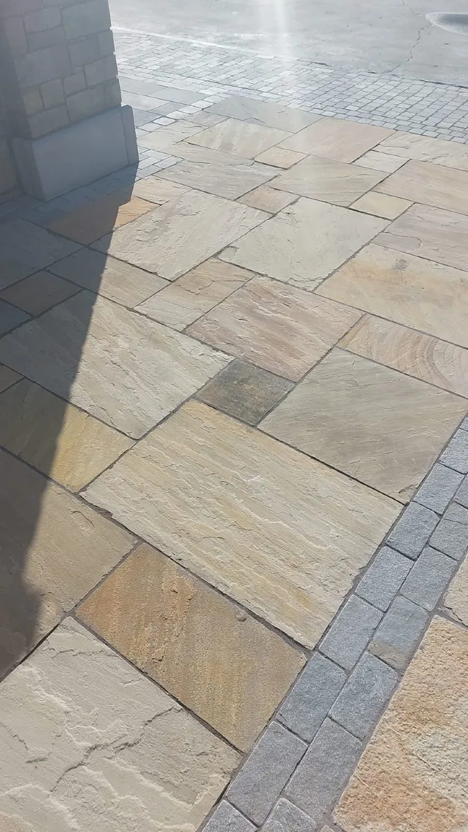 Mint Sandstone Paving - Image 3